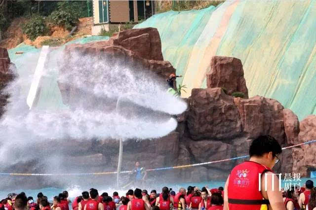 刘天佐《我的机器人男友》追女神遭吐槽 网友:注孤生!|开云电竞(图3) 开云电竞