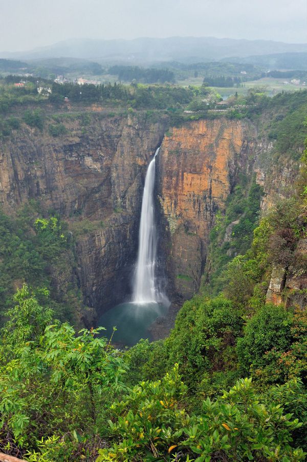 想设计成高级灰现代风质感,这款案例是不错的参考!【开云电竞app下载安装】(图1) 开云电竞app下载安装