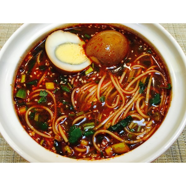 《28岁未成年》今日公映 女性成长毒鸡汤口碑爆棚_开云电竞(图1) 开云电竞