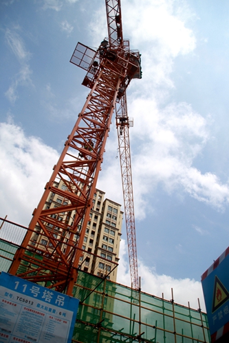 开云电竞app下载安装|旧房翻新有几个注意事项(图1) 开云电竞app下载安装